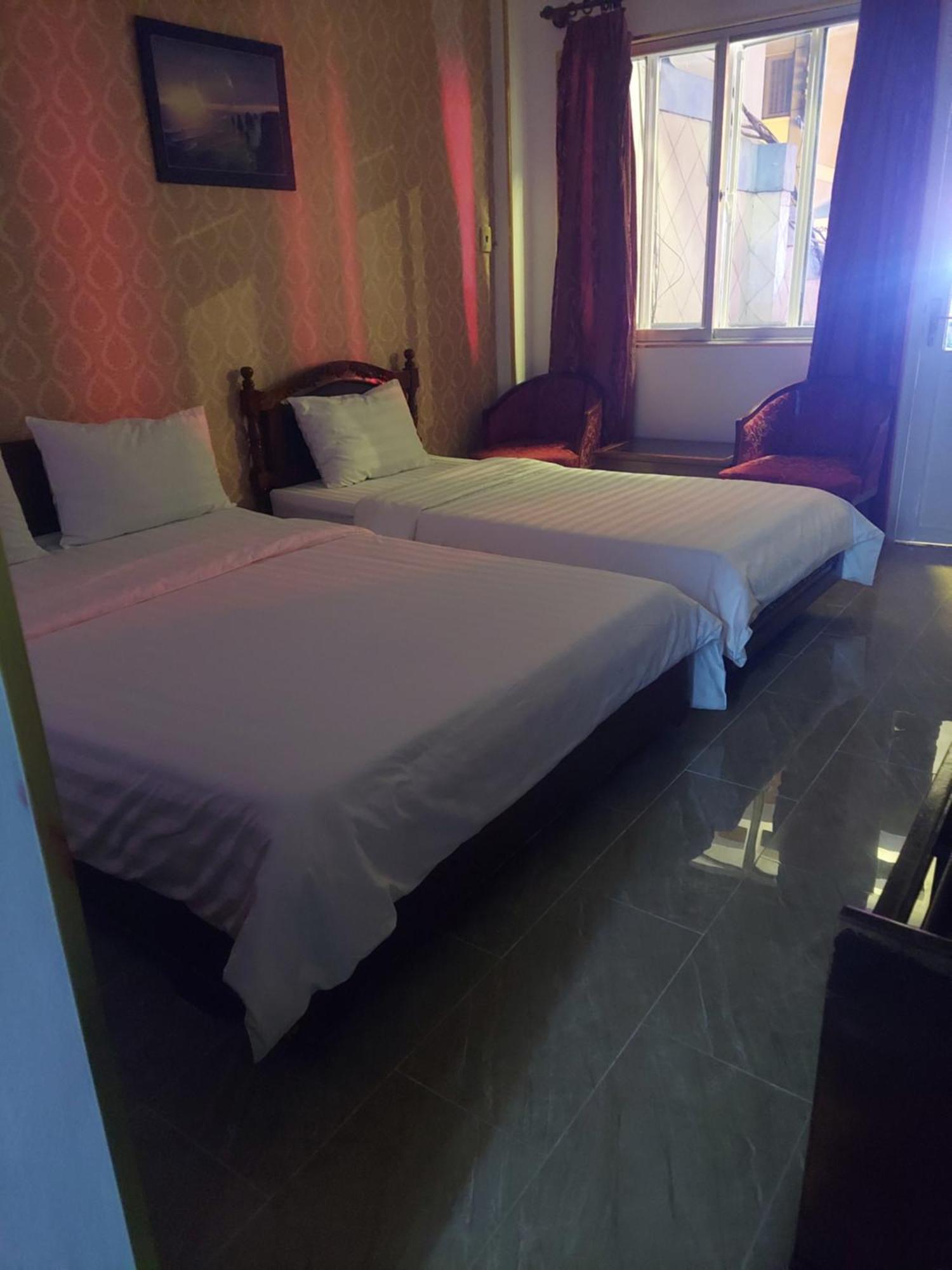 Khach San Trung Mai Otel Ho Şi Min Dış mekan fotoğraf