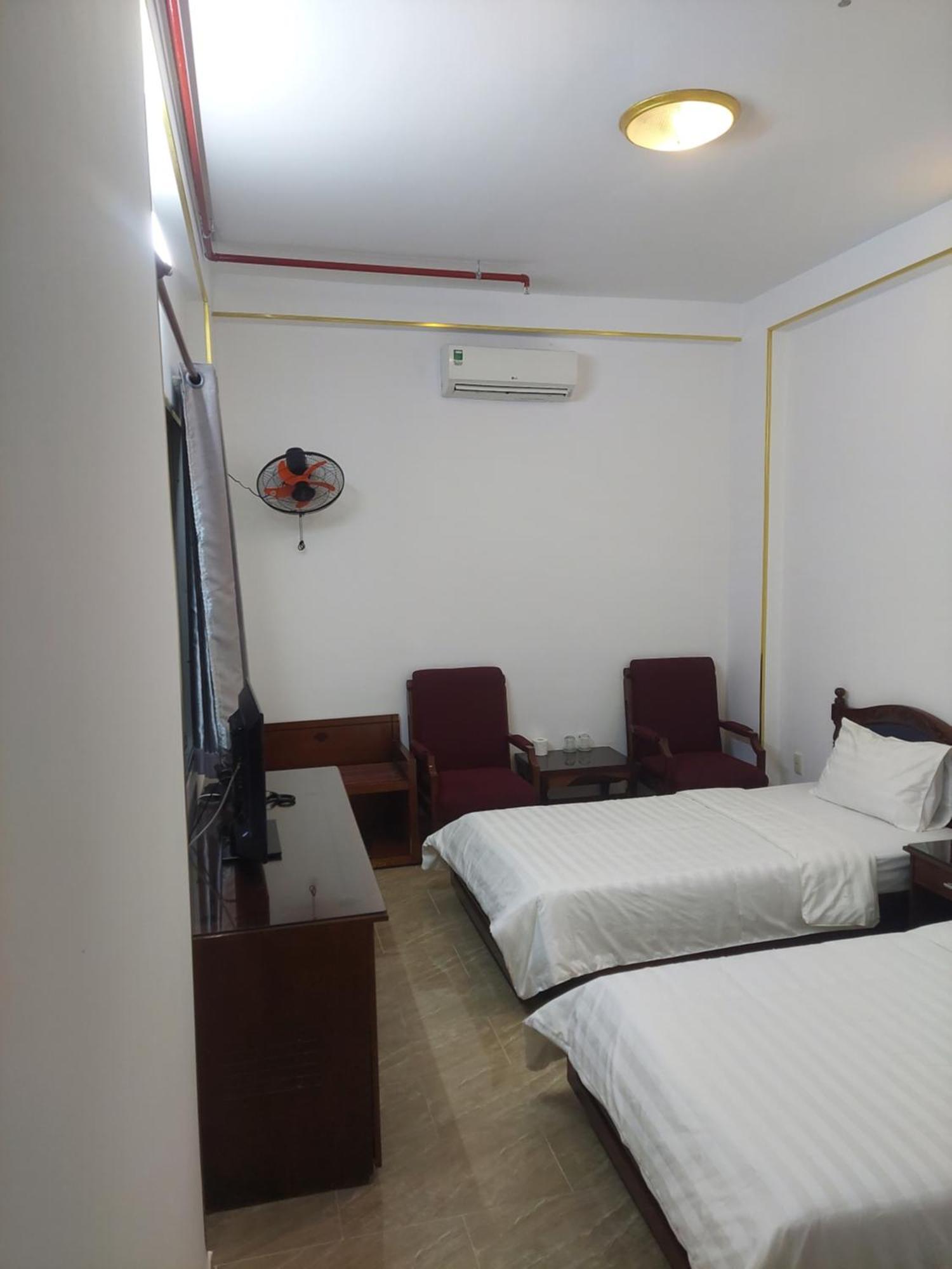 Khach San Trung Mai Otel Ho Şi Min Dış mekan fotoğraf