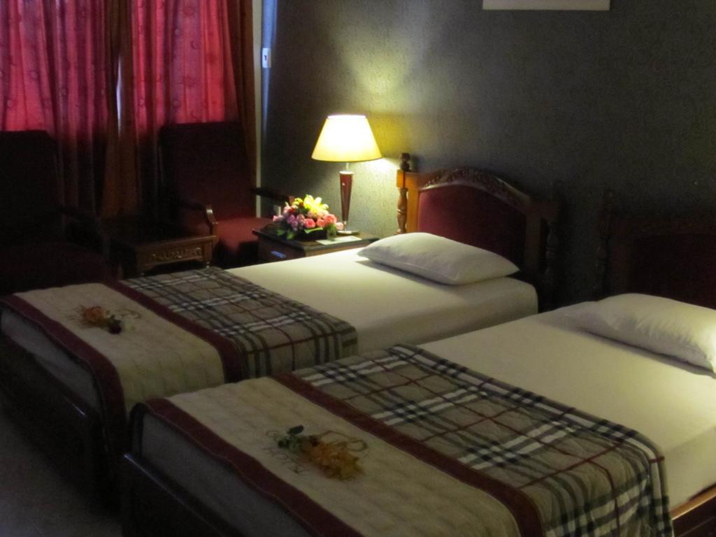 Khach San Trung Mai Otel Ho Şi Min Dış mekan fotoğraf