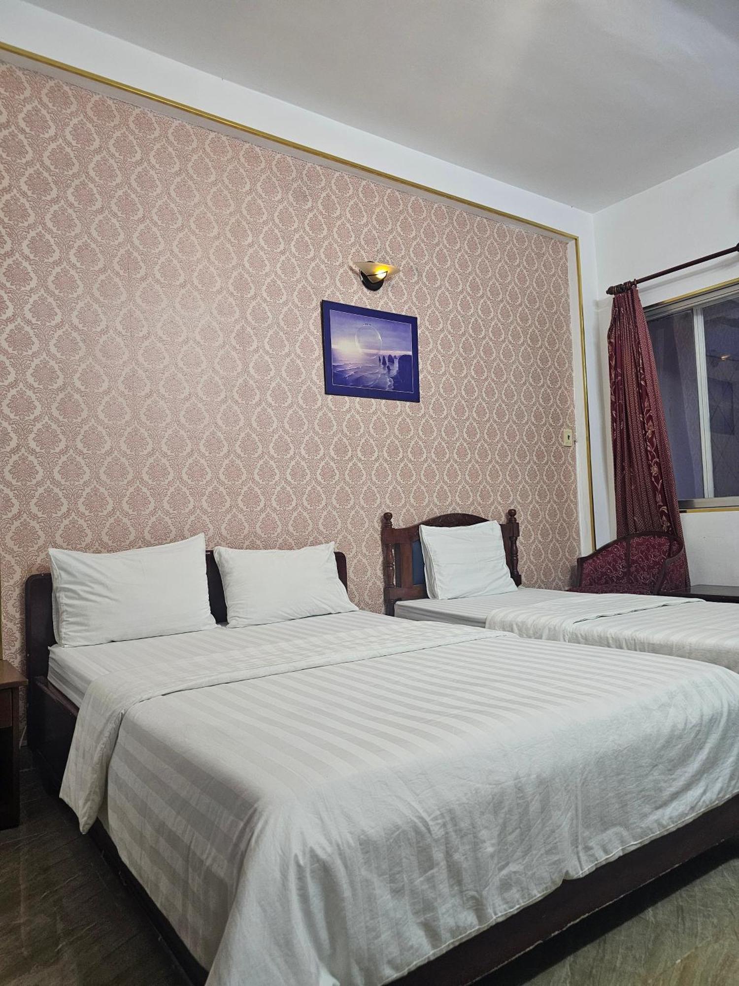 Khach San Trung Mai Otel Ho Şi Min Dış mekan fotoğraf