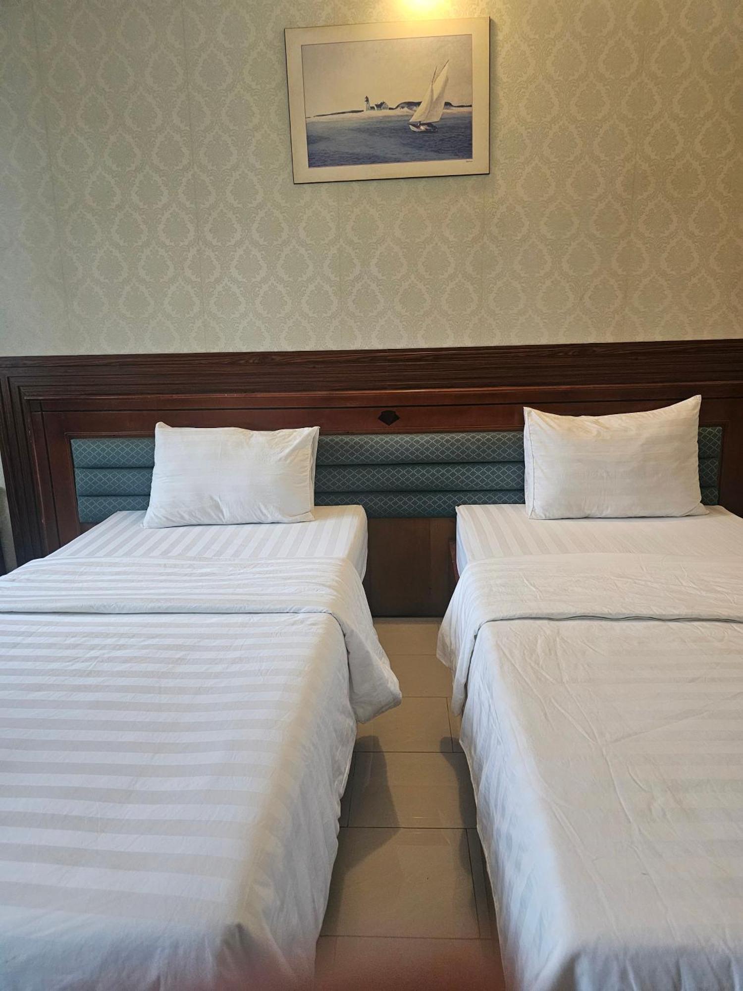 Khach San Trung Mai Otel Ho Şi Min Dış mekan fotoğraf
