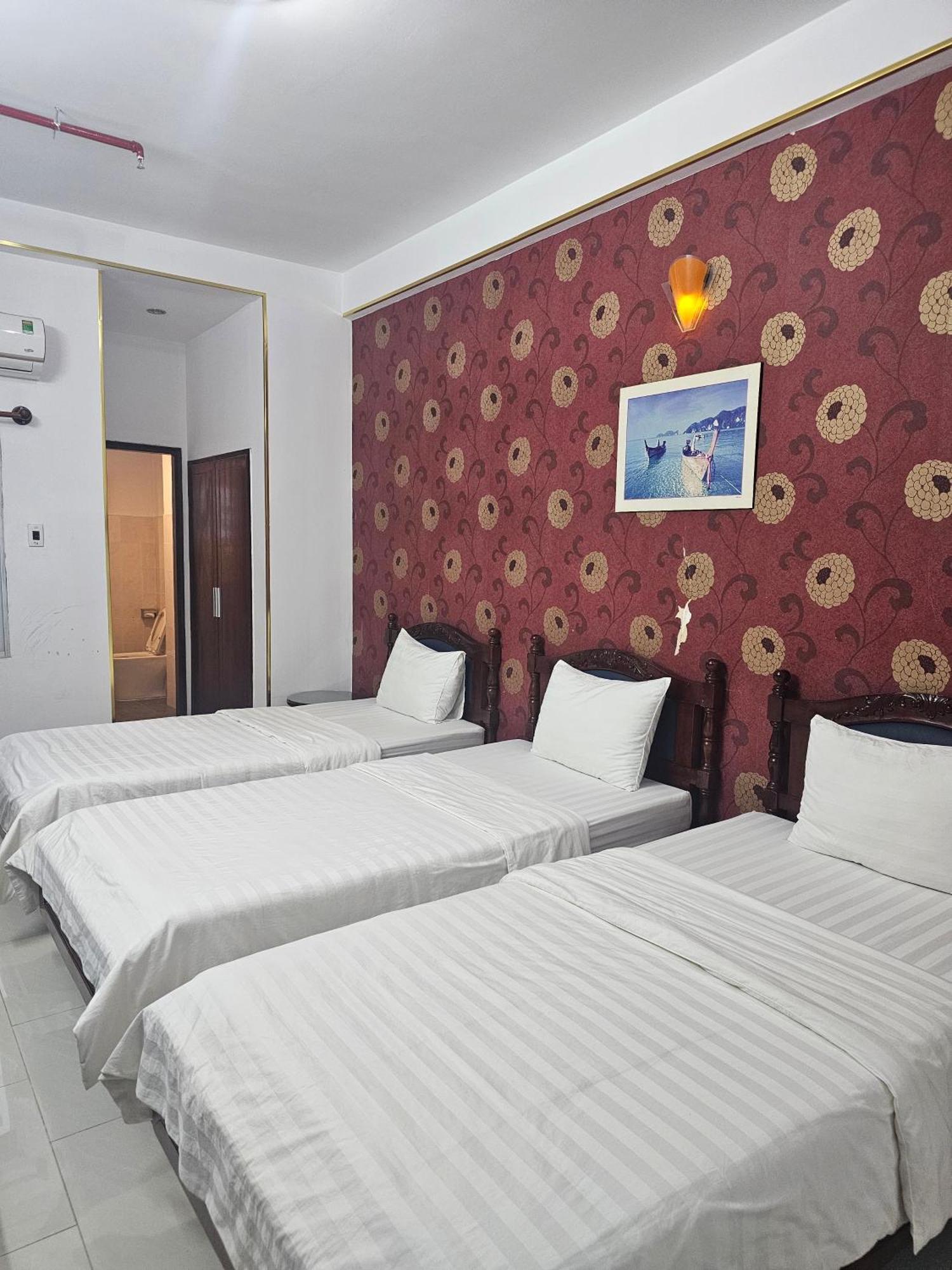 Khach San Trung Mai Otel Ho Şi Min Dış mekan fotoğraf