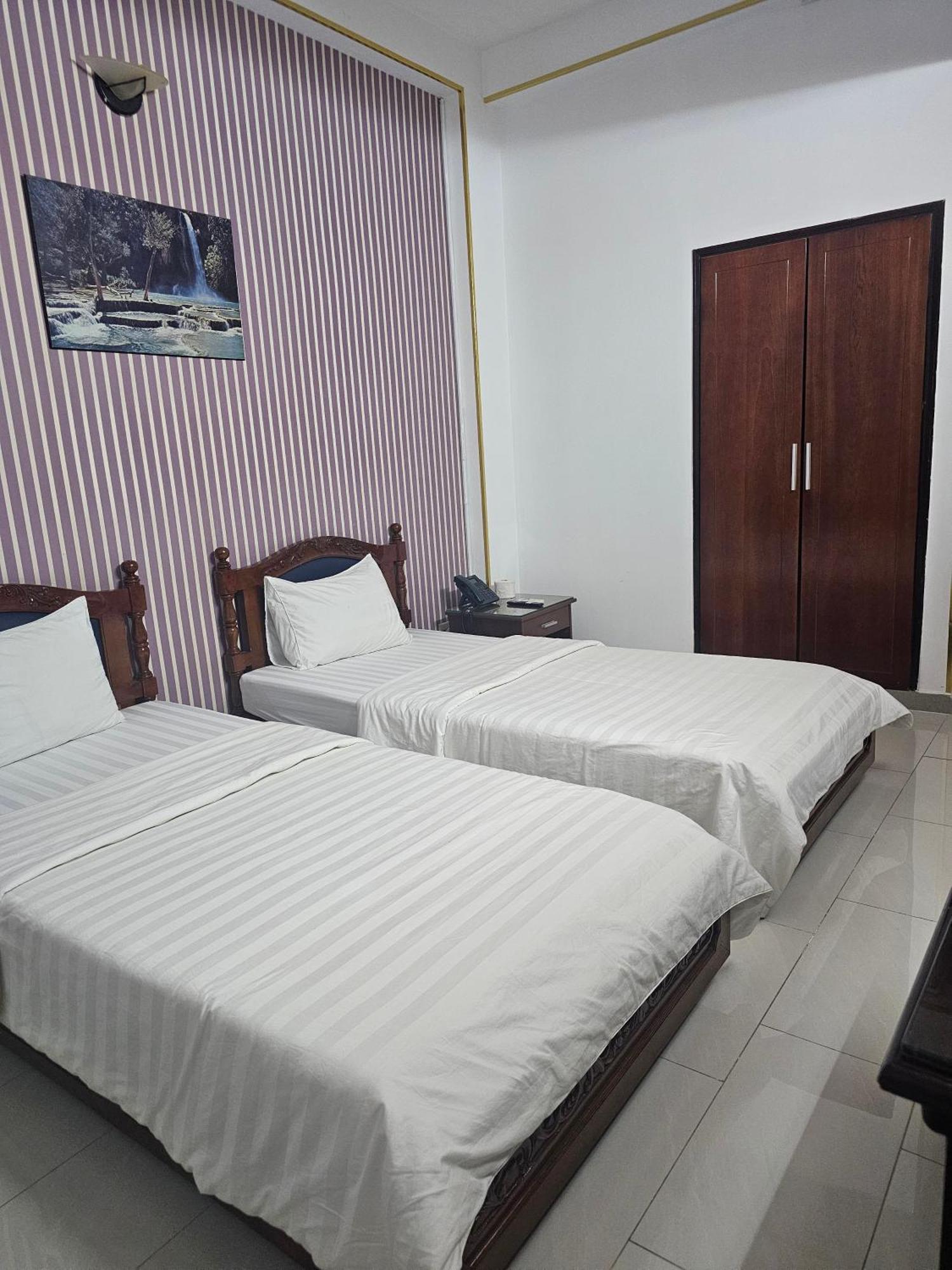 Khach San Trung Mai Otel Ho Şi Min Dış mekan fotoğraf