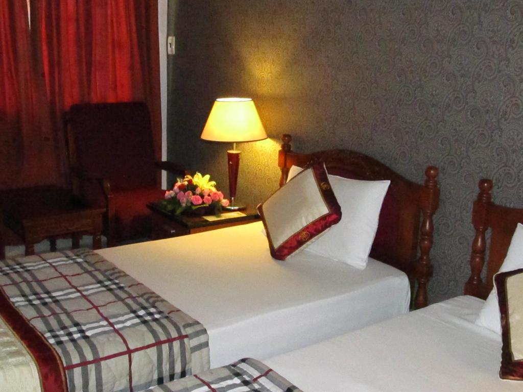 Khach San Trung Mai Otel Ho Şi Min Dış mekan fotoğraf