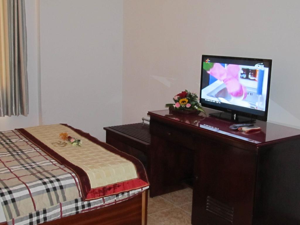 Khach San Trung Mai Otel Ho Şi Min Oda fotoğraf