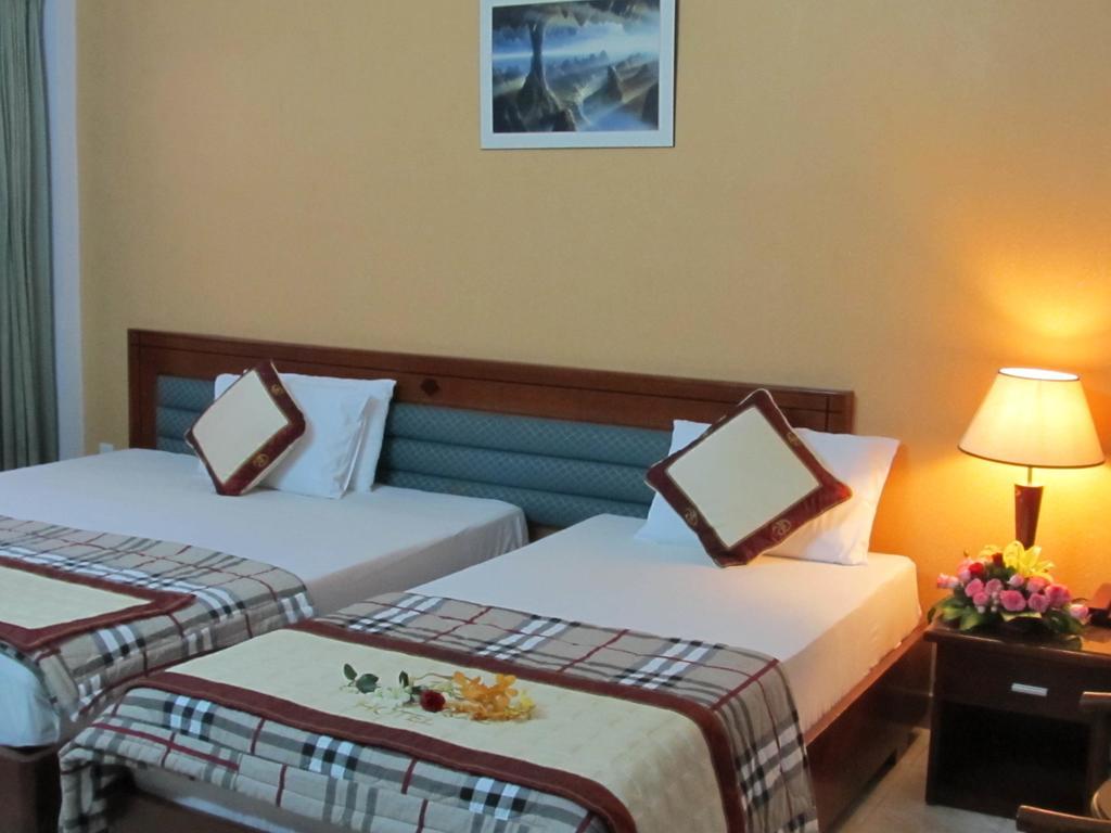 Khach San Trung Mai Otel Ho Şi Min Oda fotoğraf