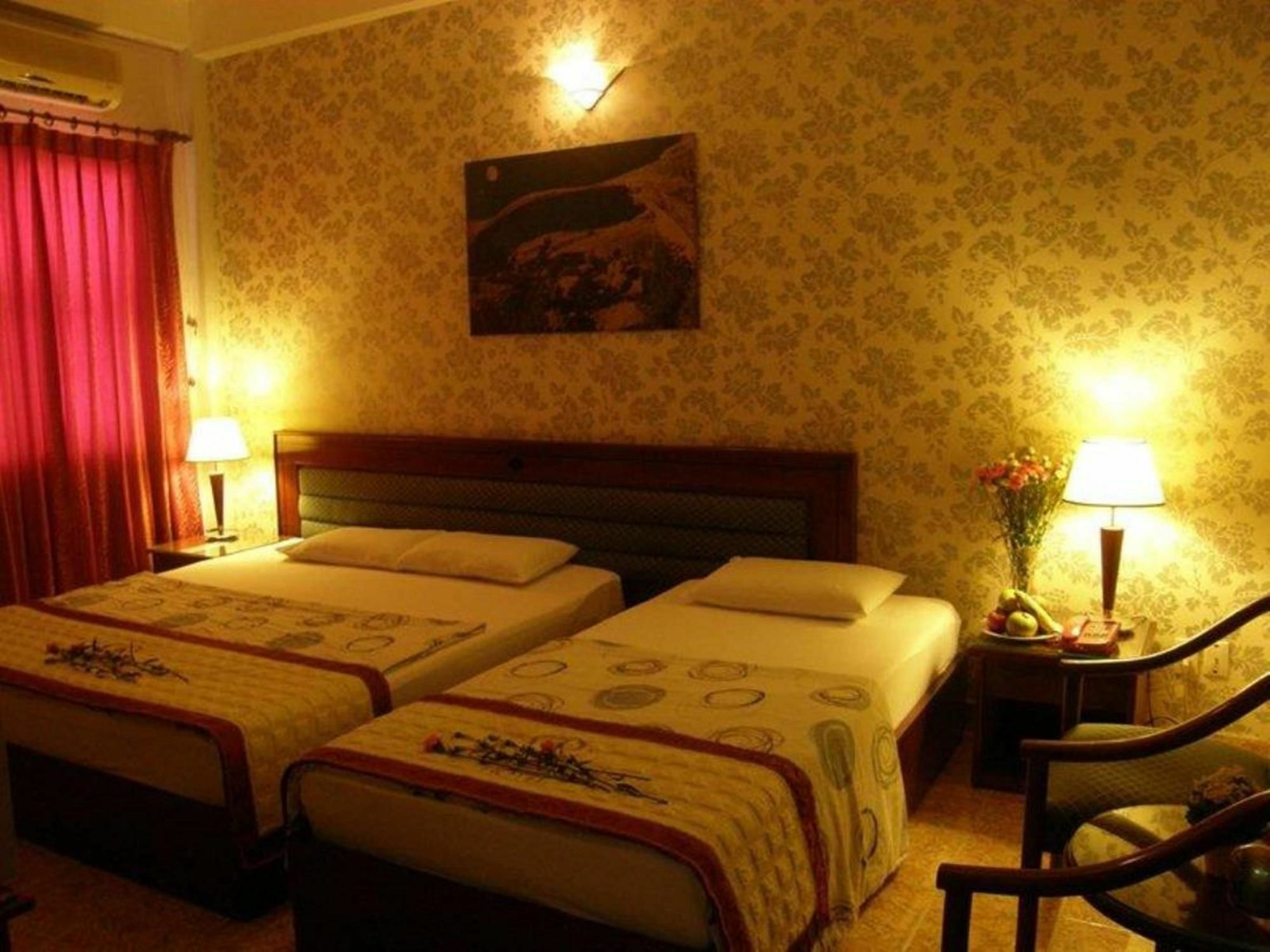 Khach San Trung Mai Otel Ho Şi Min Dış mekan fotoğraf